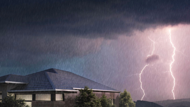 Top 7 Ways to Protect Your Roof from Hurricane Damage